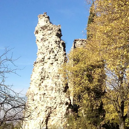 Casa Cuniolo Тортона